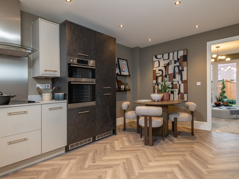 Property photo 3 of 10 Interior Designed Stamford Kitchen / Dining Area