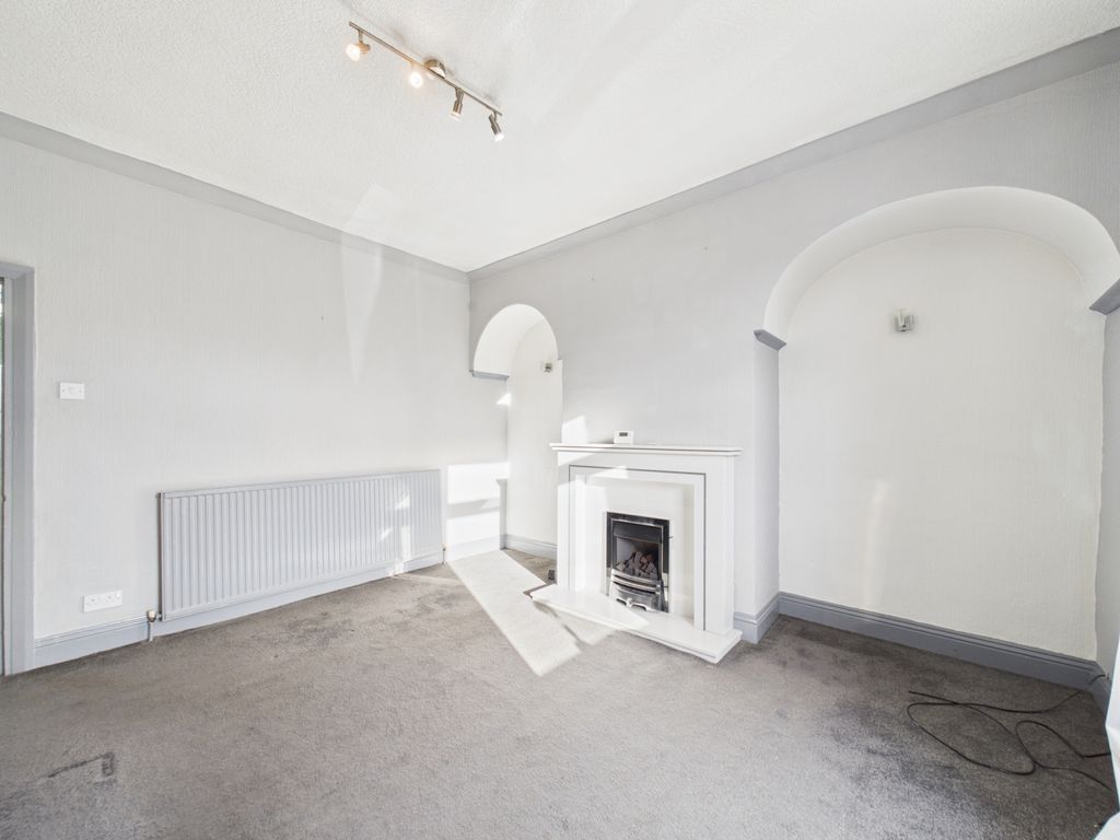 Property photo 2 of 14 Living Room