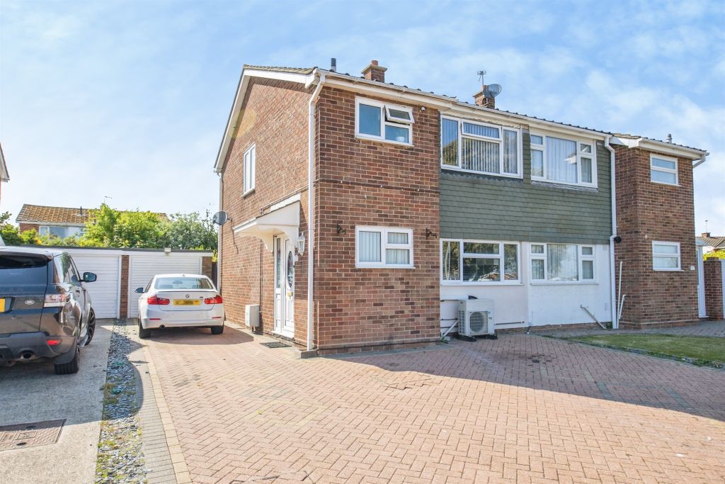 Property photo 1 of 18