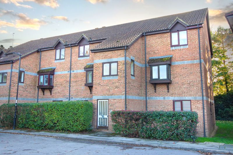 Property photo 1 of 6 External