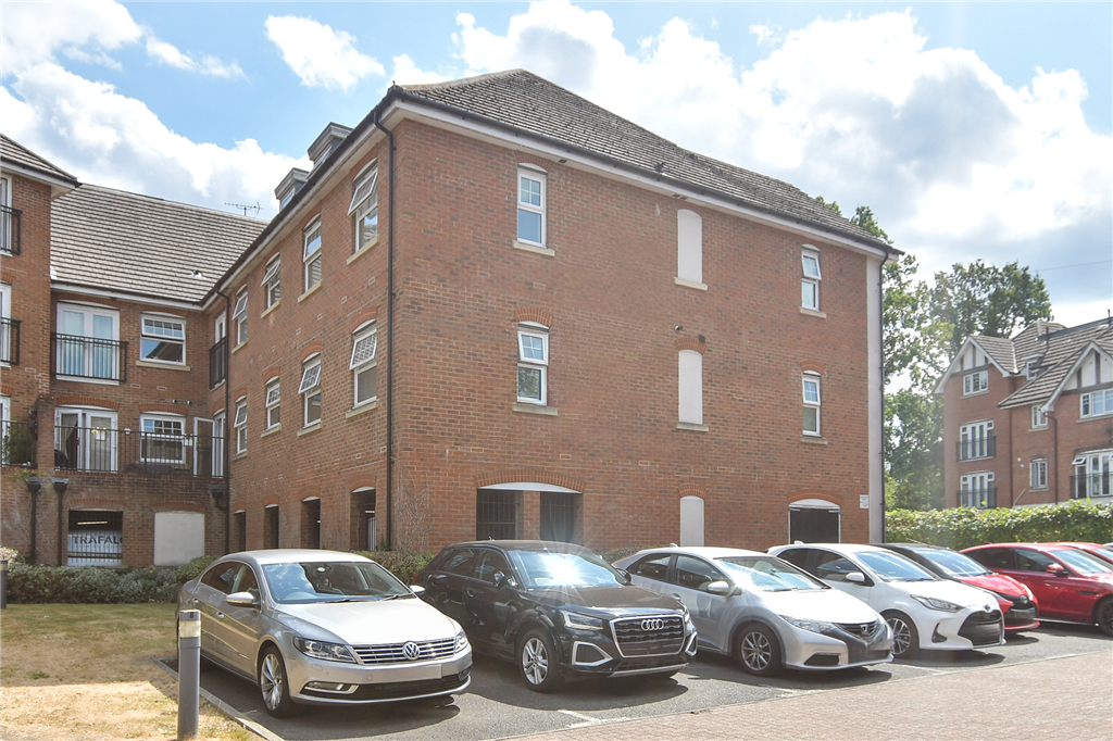 Property photo 1 of 13 External Web