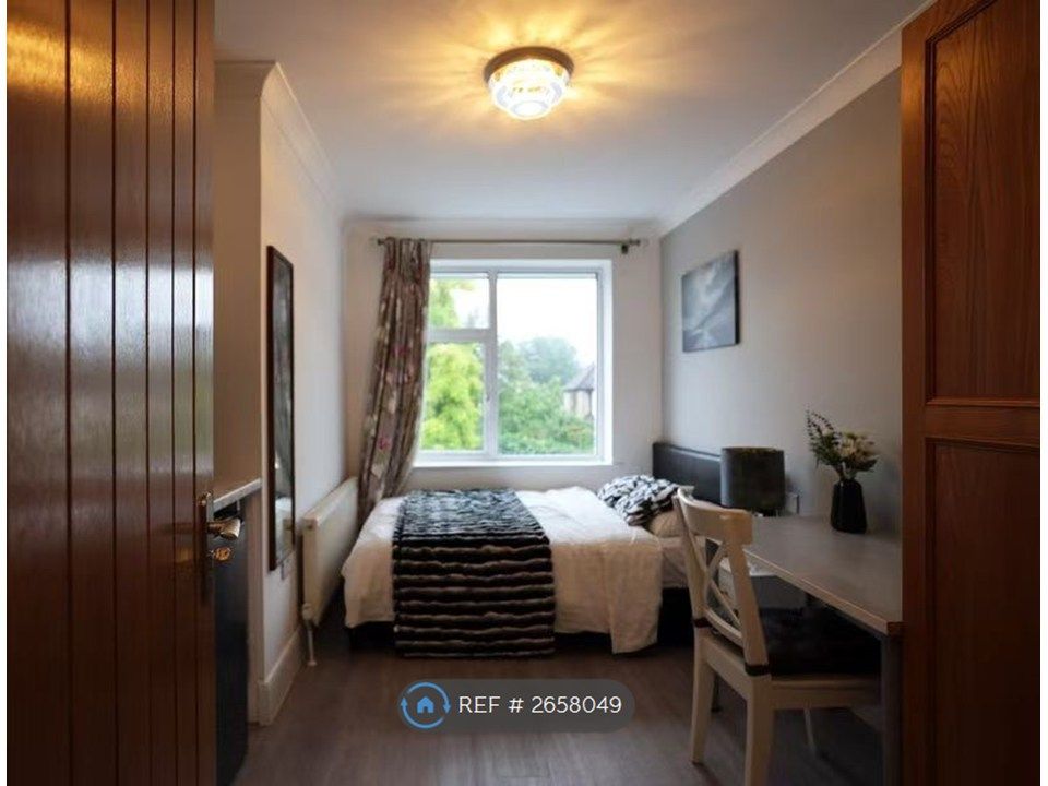 Property photo 3 of 4