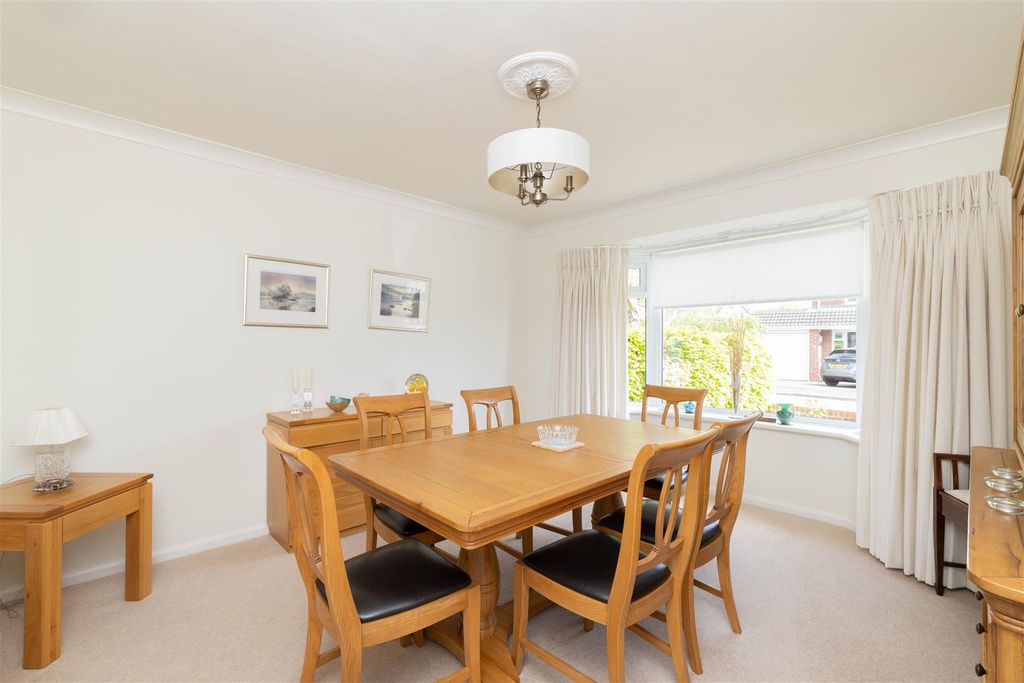 Property photo 3 of 18 Dining Room