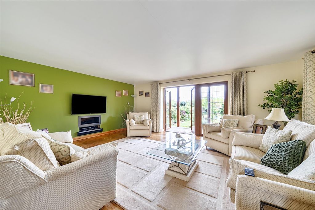 Property photo 3 of 42 1-69E6E813785Ac-1440920-13-69E63735B12ba-1.Jpg