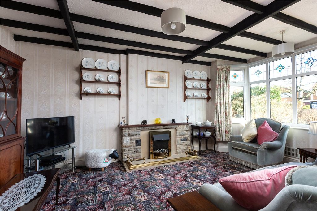 Property photo 2 of 15 Photo