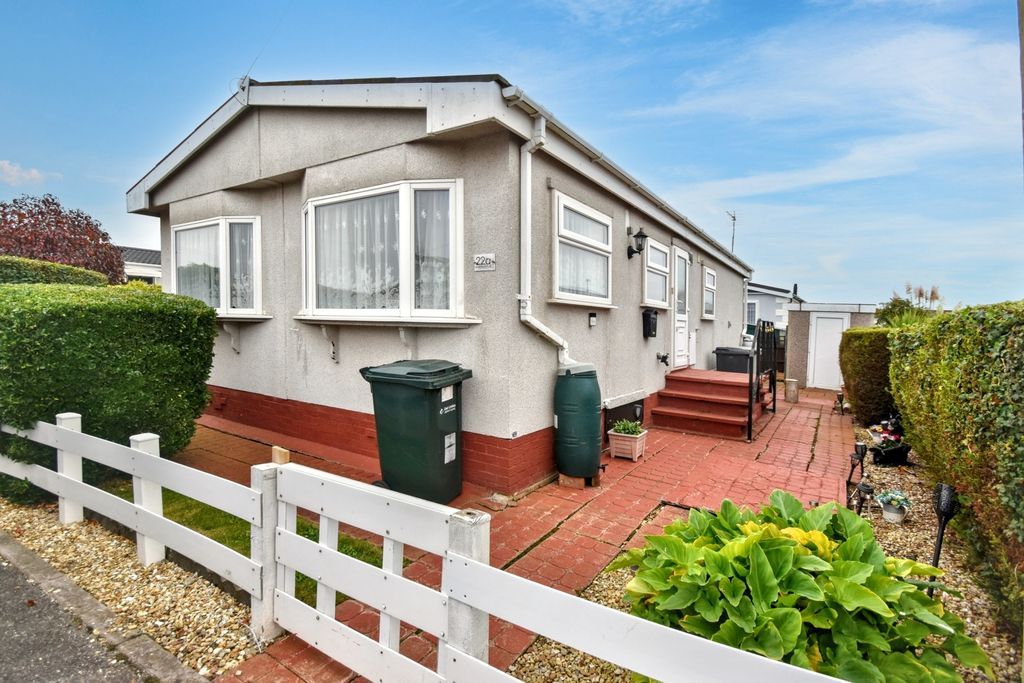 Property photo 1 of 11 Front