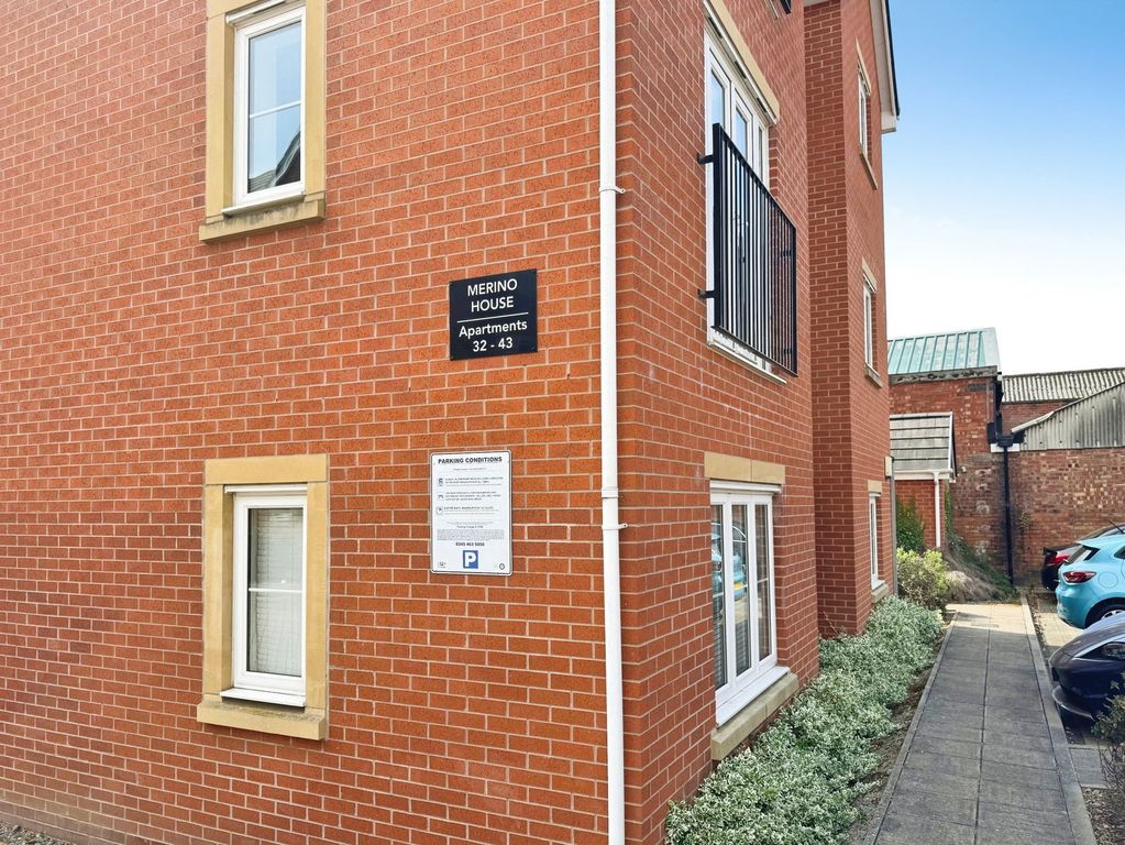 Property photo 2 of 13