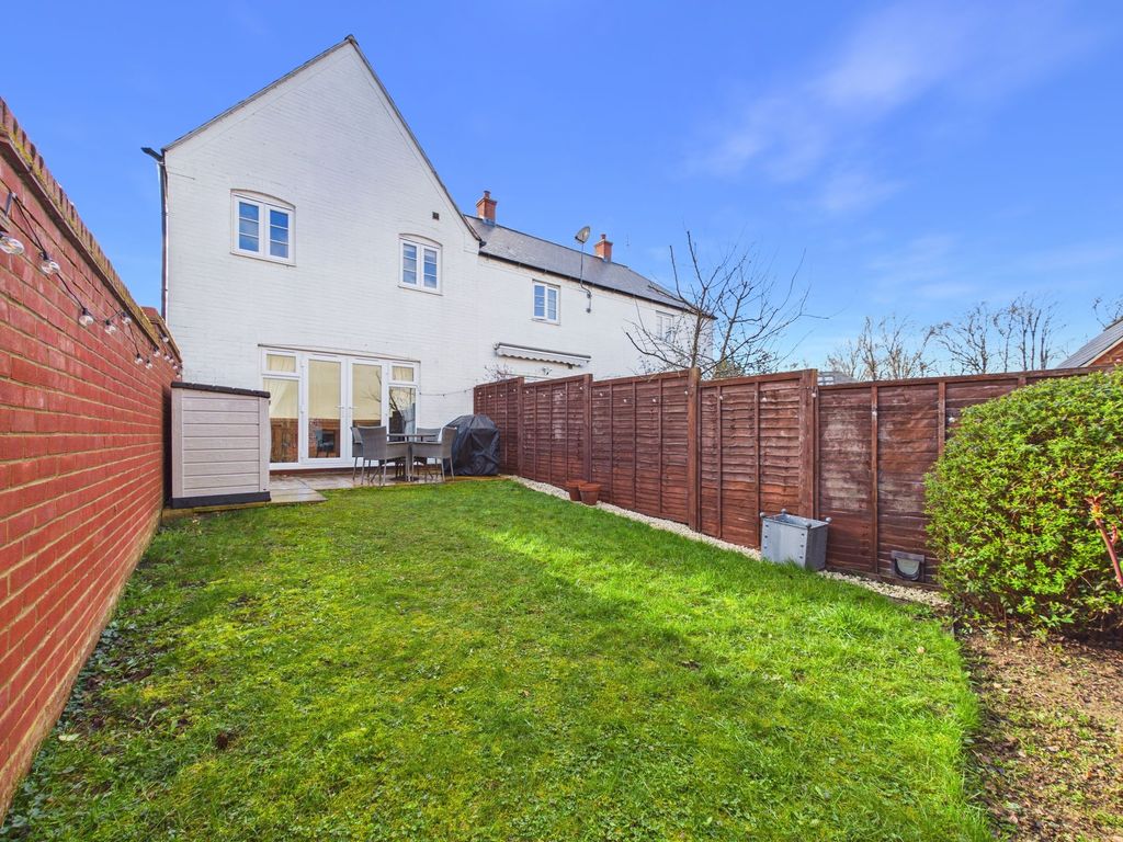 Property photo 2 of 20