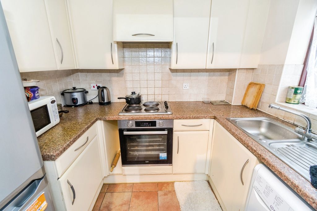 Property photo 2 of 12 Pbox-Img.Jpg