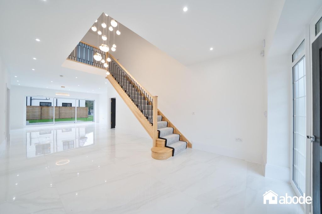 Property photo 3 of 43 Dsc01349-Edit.Jpg