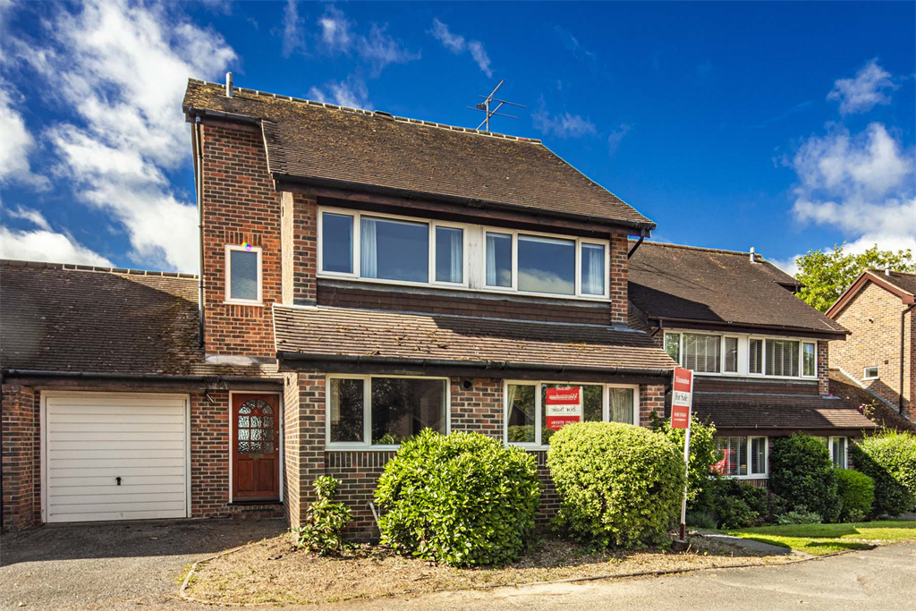 Property photo 1 of 17