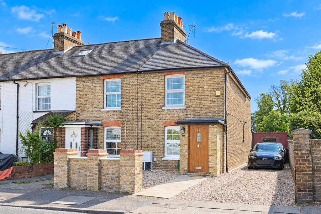Property photo 1 of 18 External