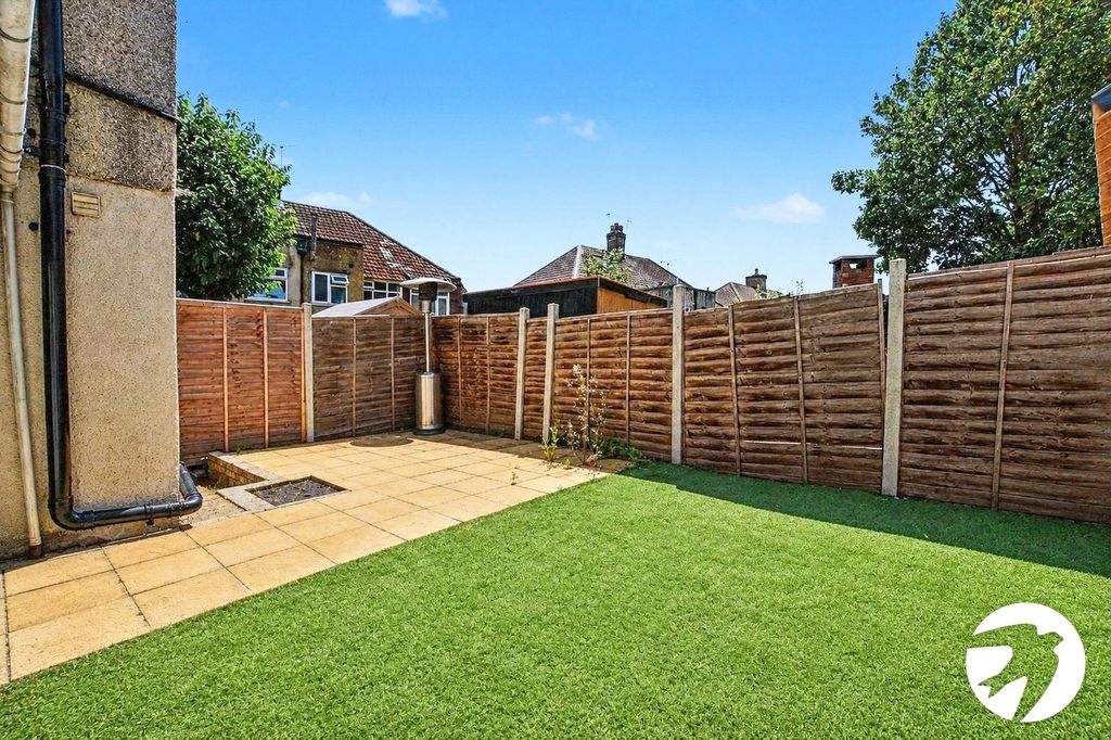 Property photo 2 of 10 Picture No. 14
