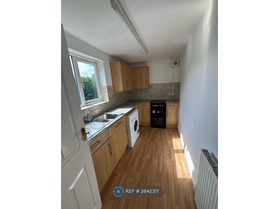 Property photo 2 of 3