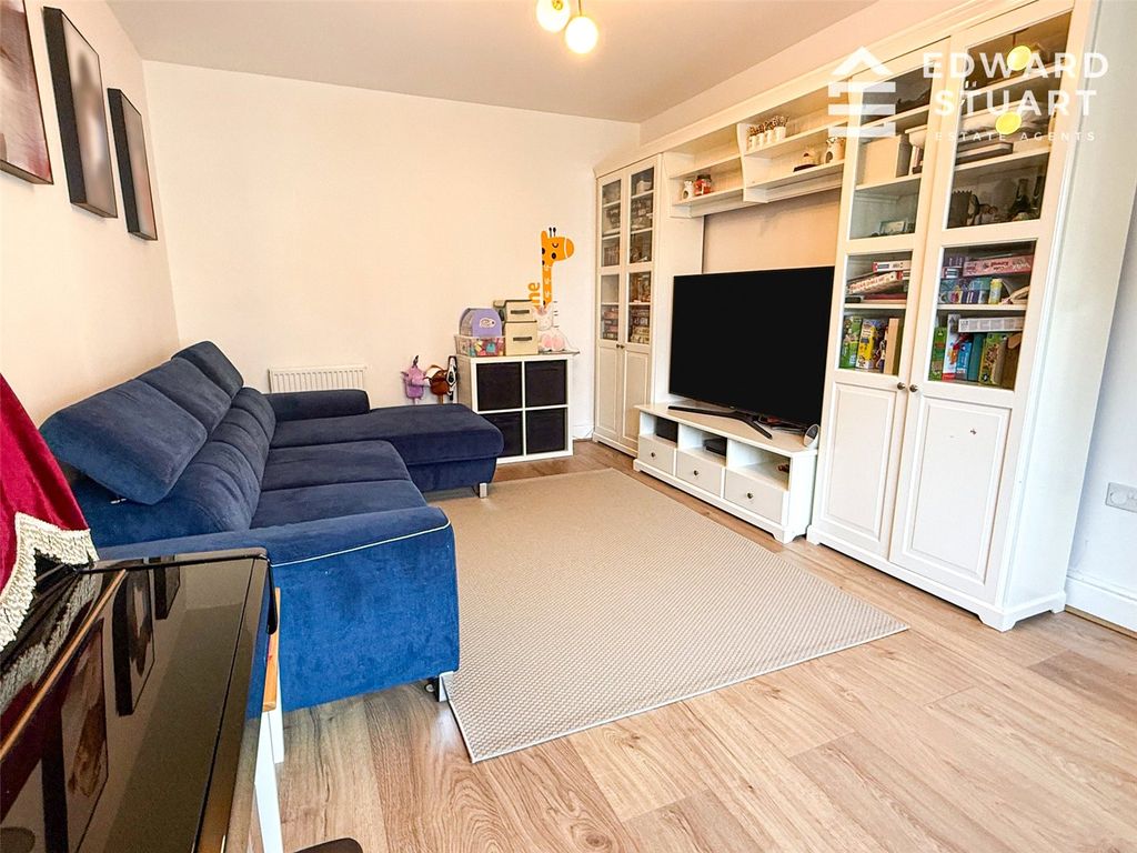 Property photo 2 of 16 Picture No. 02