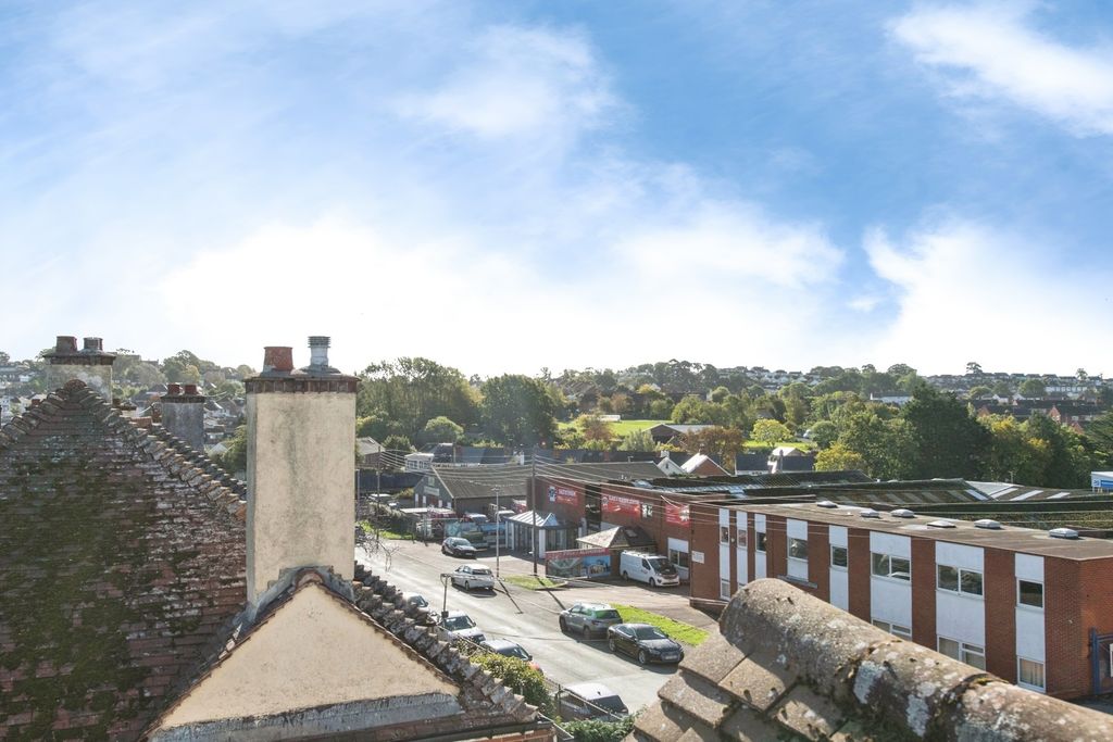 Property photo 3 of 19 Pbox-Img.Jpg
