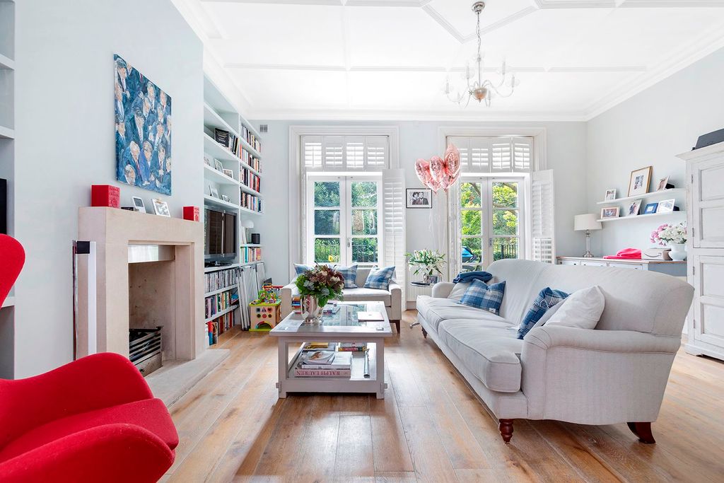 Property photo 1 of 6
