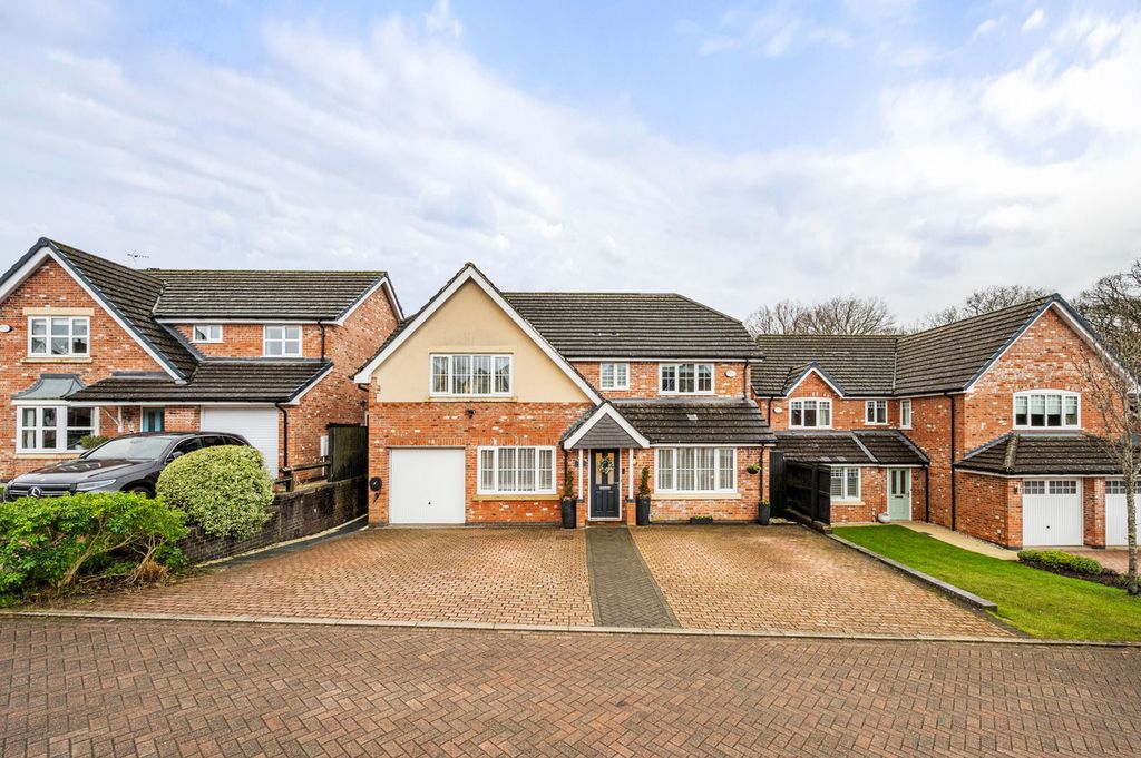 Property photo 1 of 30