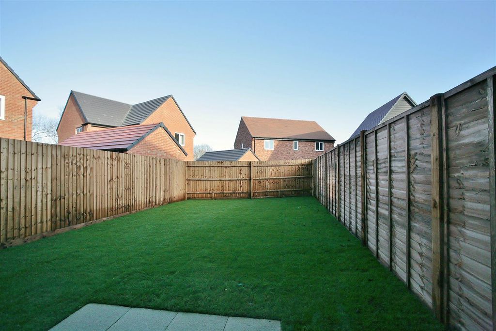 Property photo 2 of 5