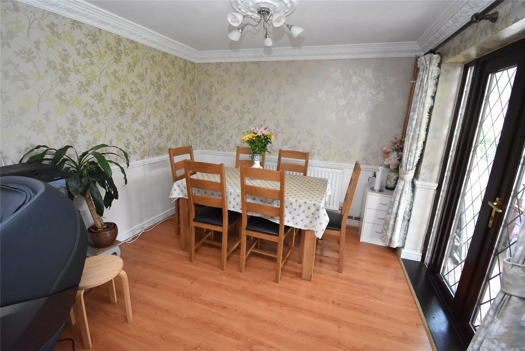 Property photo 3 of 17 Picture No. 13