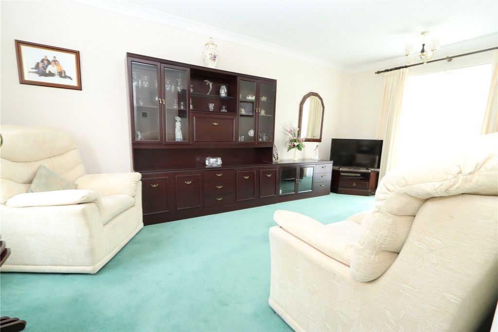 Property photo 3 of 10 Picture No. 10