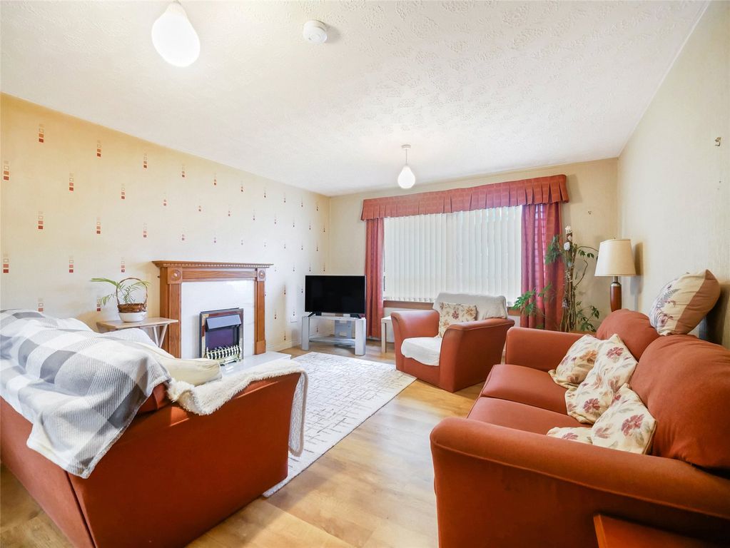 Property photo 3 of 20 Picture No. 06