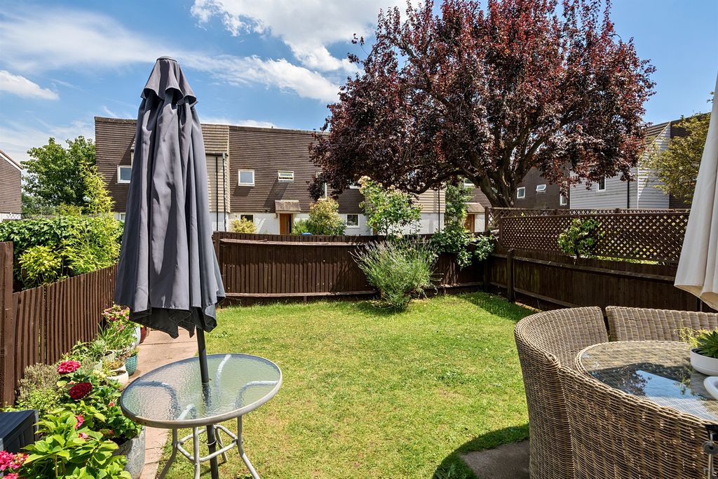 Property photo 3 of 12