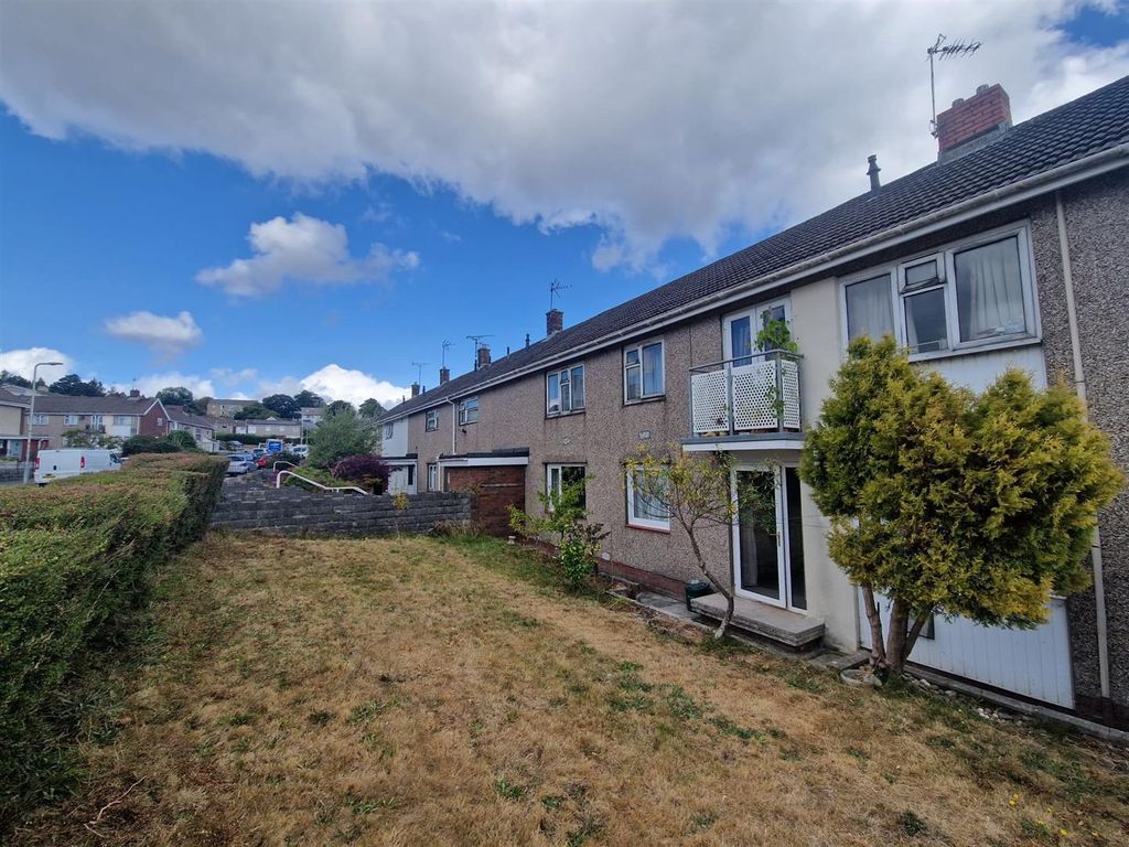 Property photo 1 of 17 A8d66Fbf-9205-46F9-A1Fc-45A4273c36d3.Jpg