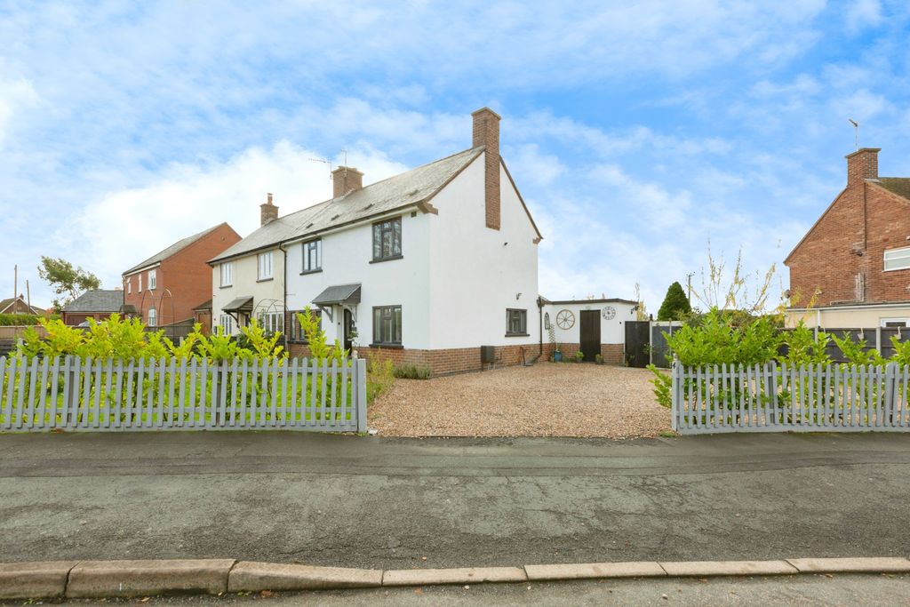 Property photo 1 of 19 Photo #1