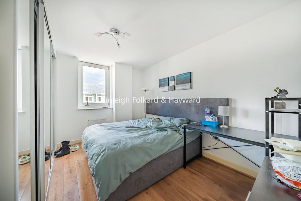 Property photo 3 of 4 28c3d1B9-43E7-4d68-A