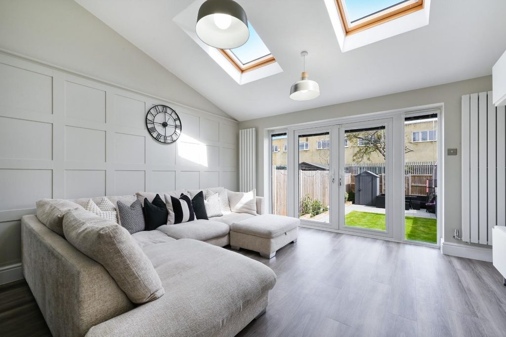 Property photo 3 of 14 Conrad Drive