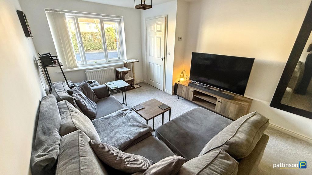 Property photo 3 of 21