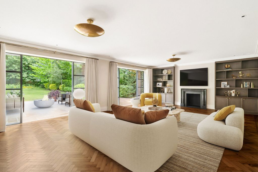 Property photo 3 of 22