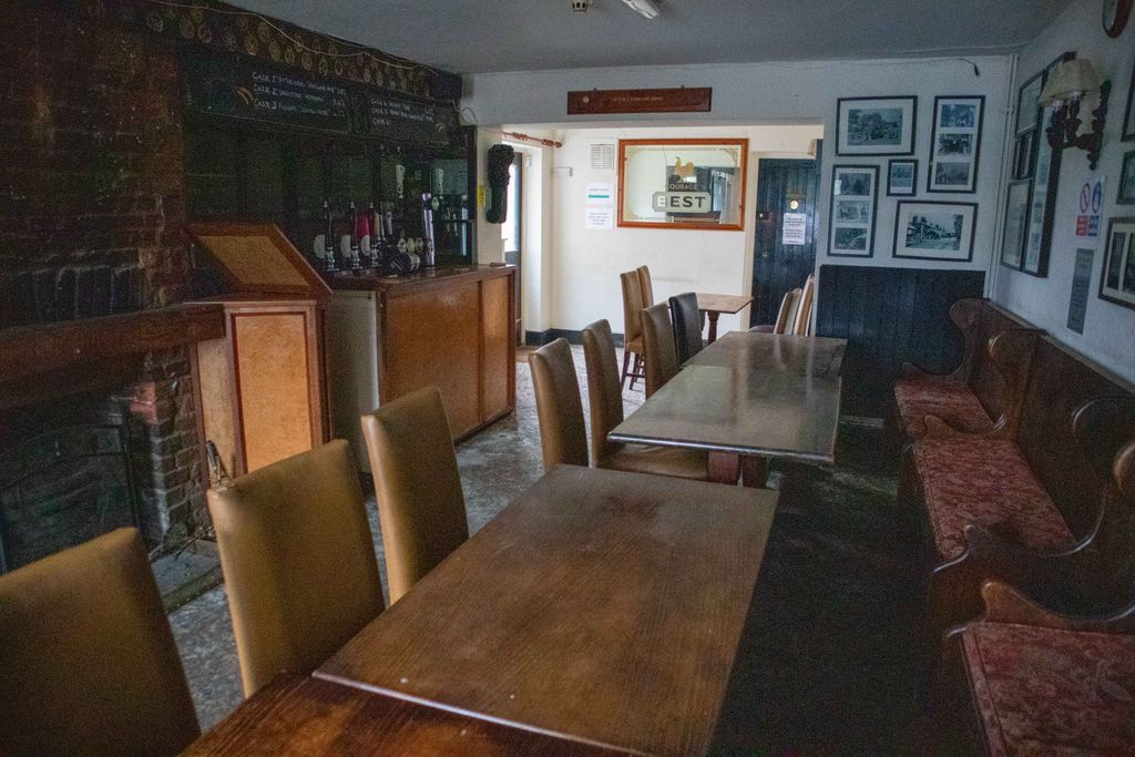 Property photo 3 of 9