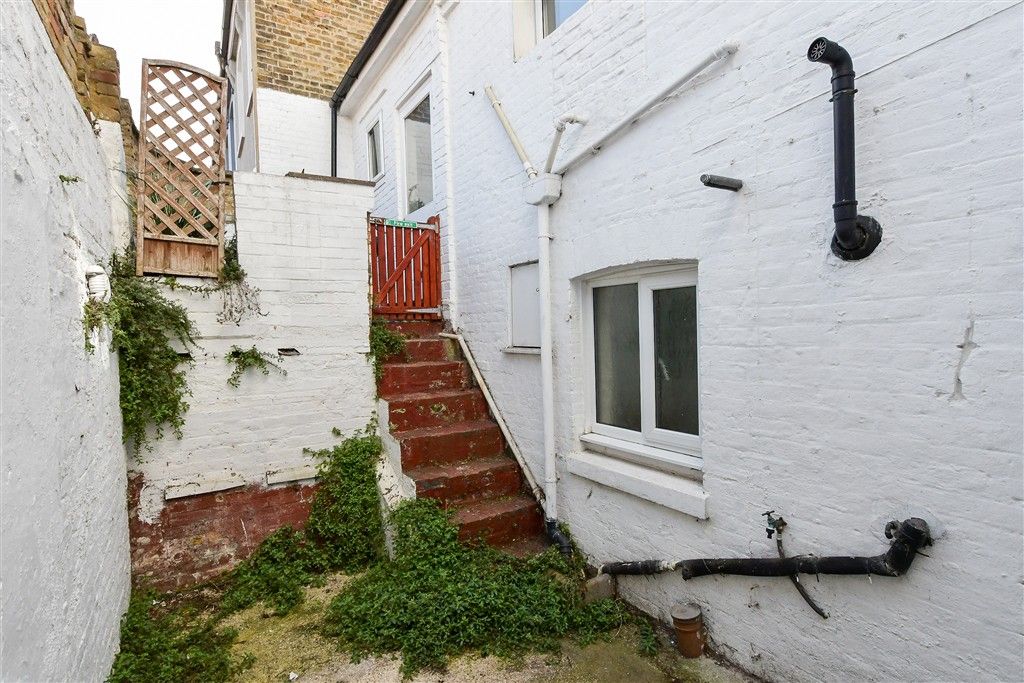 Property photo 2 of 11 Rear Garden