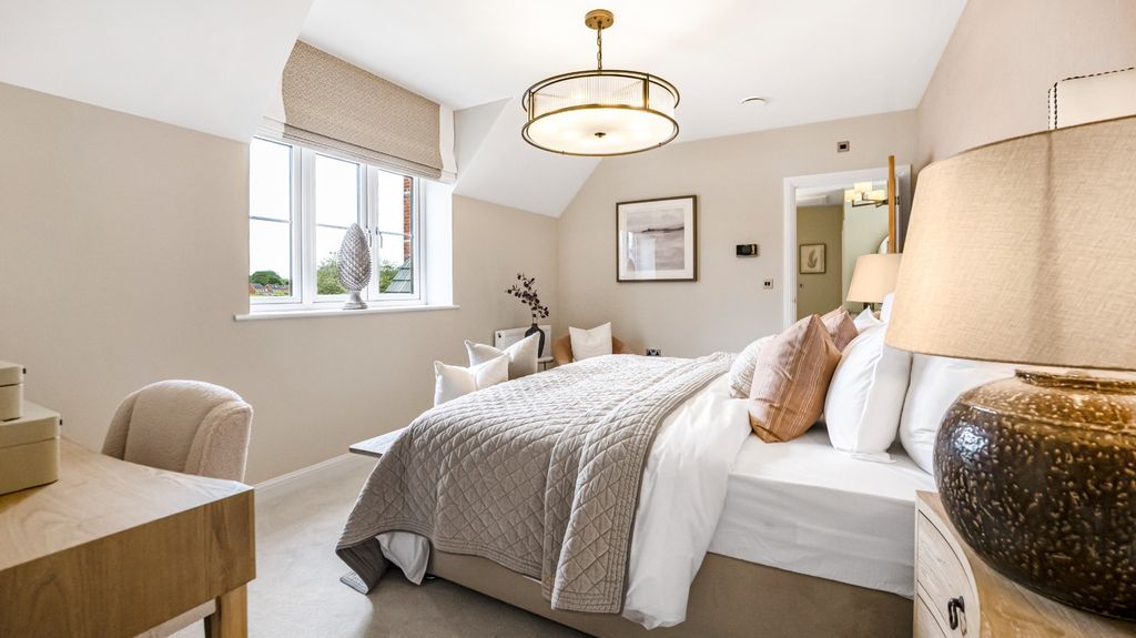 Property photo 3 of 12 5273654