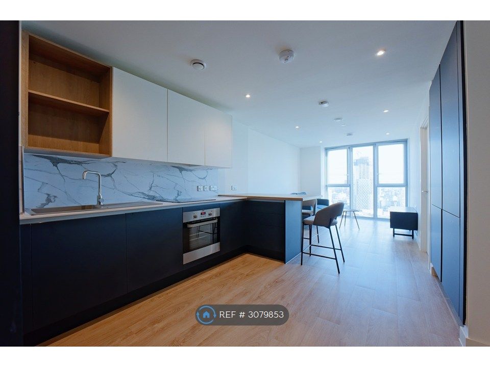 Property photo 2 of 35