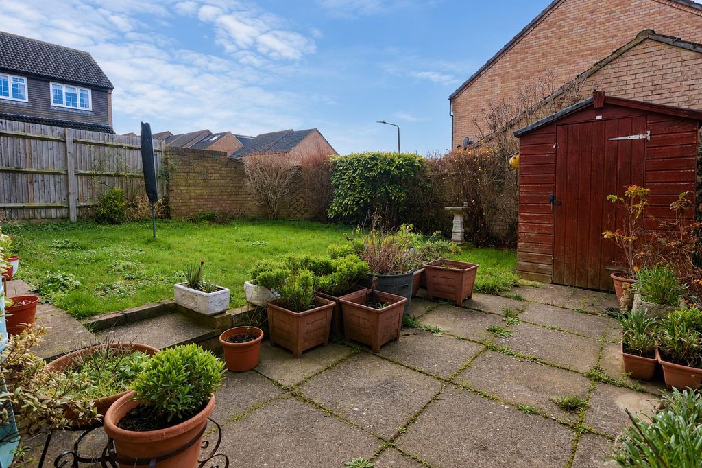 Property photo 2 of 9