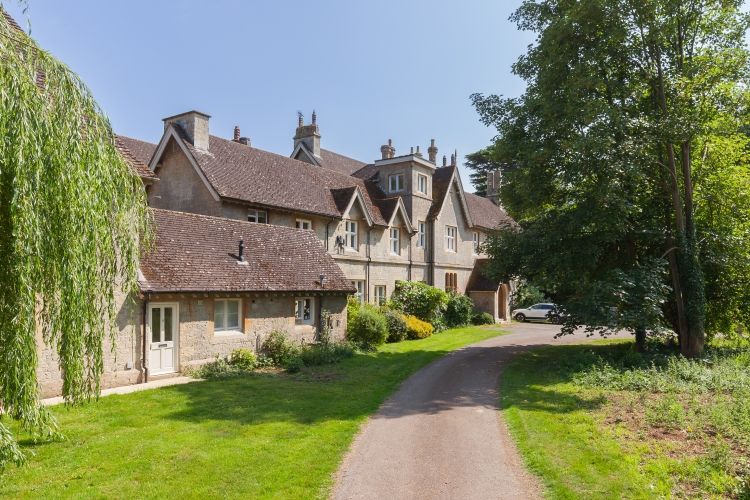Property photo 2 of 9 284094