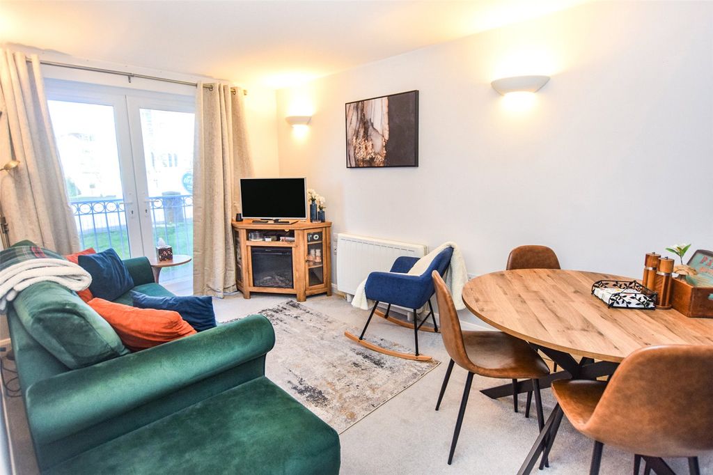 Property photo 2 of 12 Picture No. 08