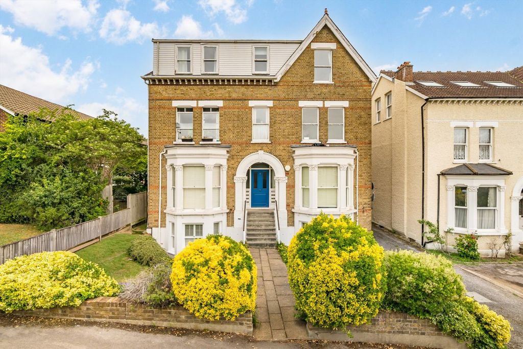 Property photo 1 of 7