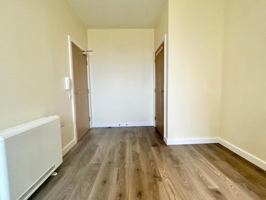 Property photo 3 of 10 Photo-2025-03-10-12-17-31 (1).Jpg