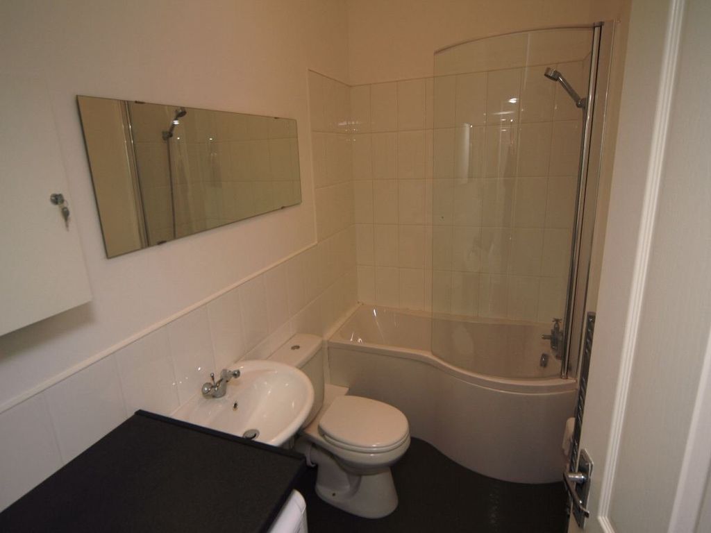 Property photo 3 of 4