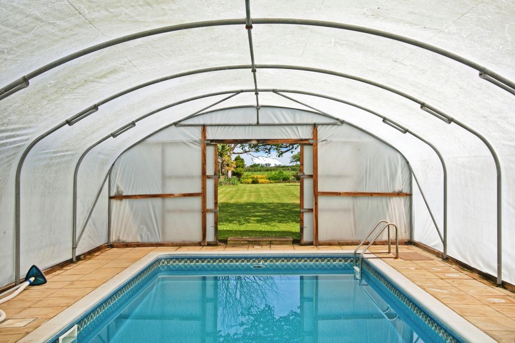 Property photo 3 of 39 Swimming Pool