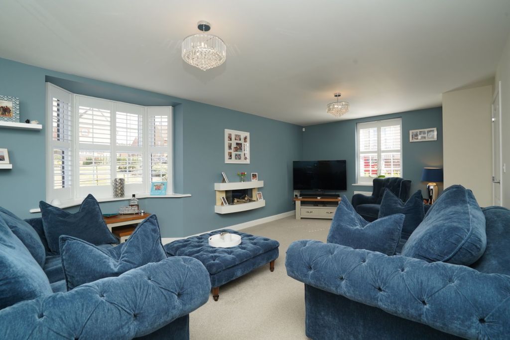 Property photo 2 of 24