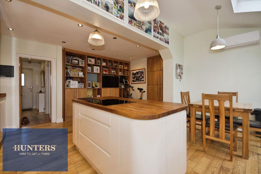 Property photo 3 of 16 Kitchen Diner 06.Jpg