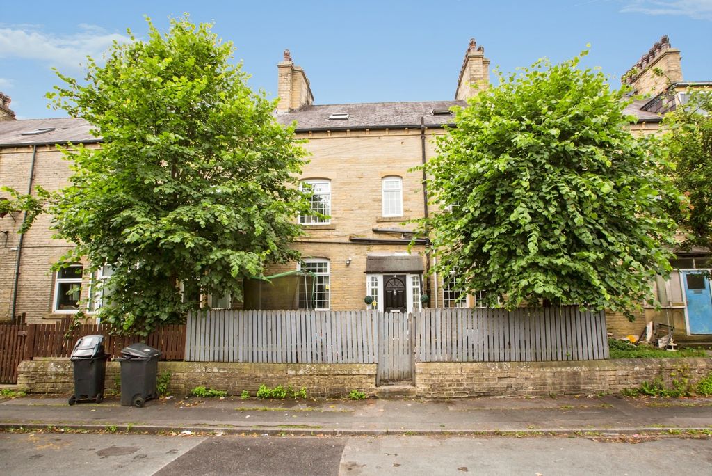 Property photo 1 of 20 Pbox-Img.Jpg
