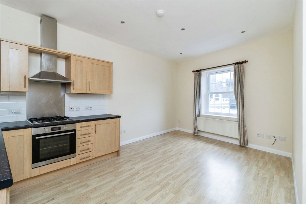 Property photo 1 of 17 Photography