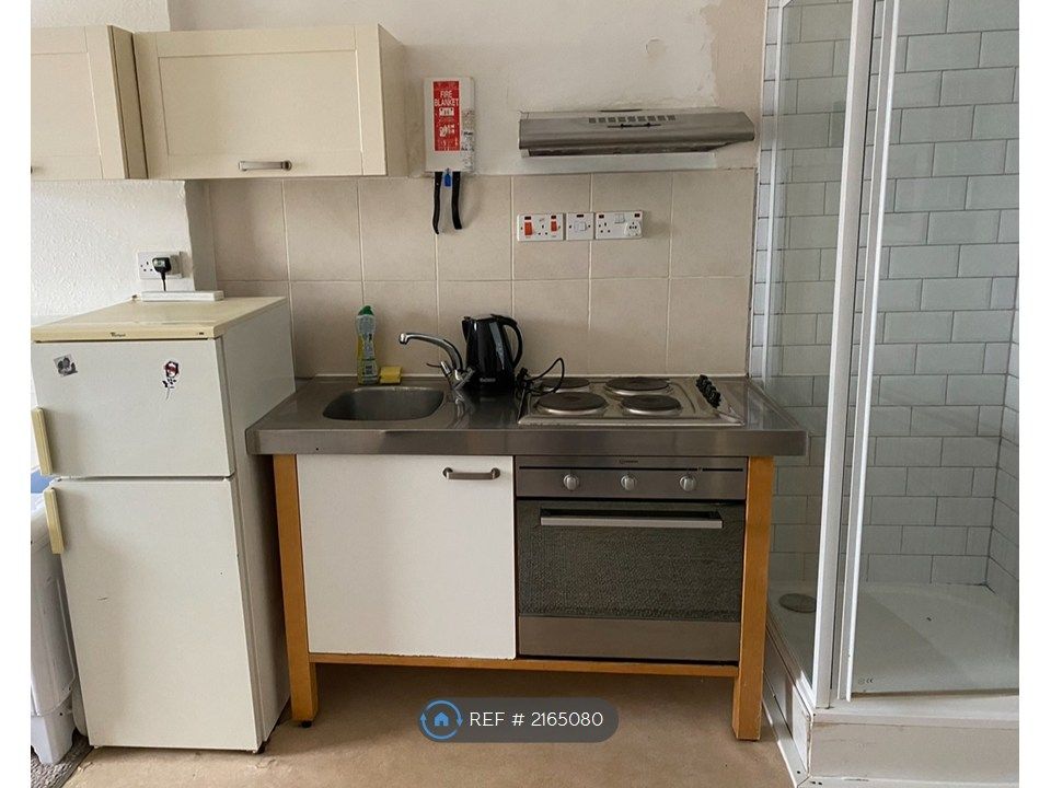 Property photo 3 of 4