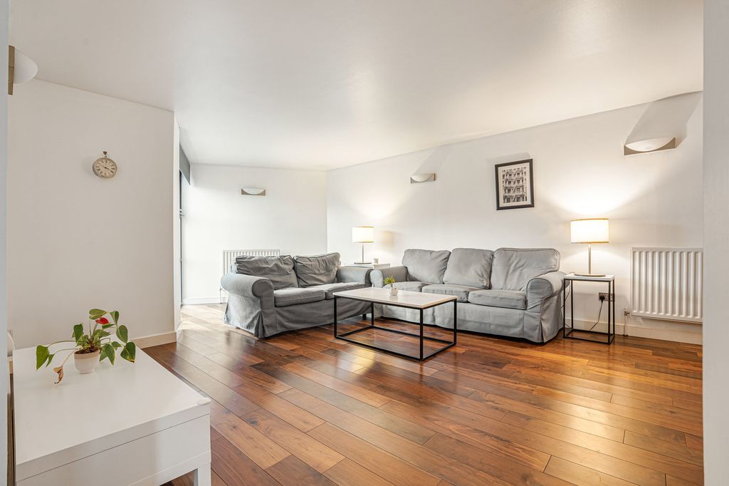 Property photo 3 of 26 Reception Room